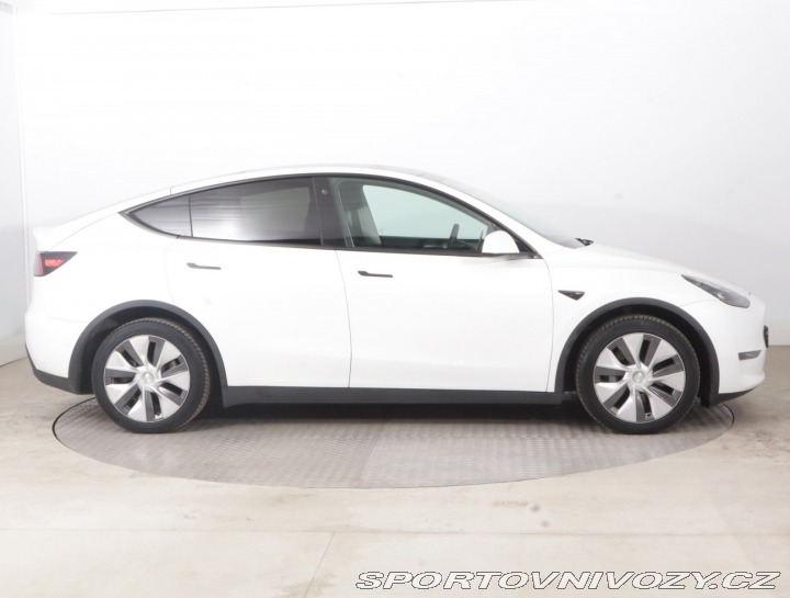 Tesla Model Y . Long Range AWD 79kWh 2022