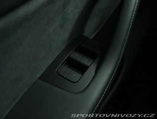 Tesla Model Y . Long Range AWD 79kWh 2022