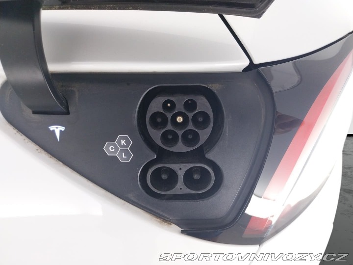 Tesla Model Y Long Range AWD 79kWh 2023
