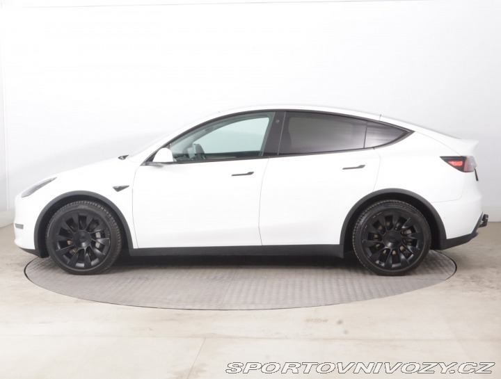 Tesla Model Y . Long Range AWD 75kWh 2021