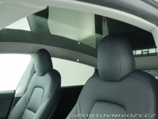 Tesla Model Y . Long Range AWD 75kWh 2021