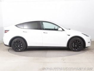 Tesla Model Y . Long Range AWD 75kWh 2021