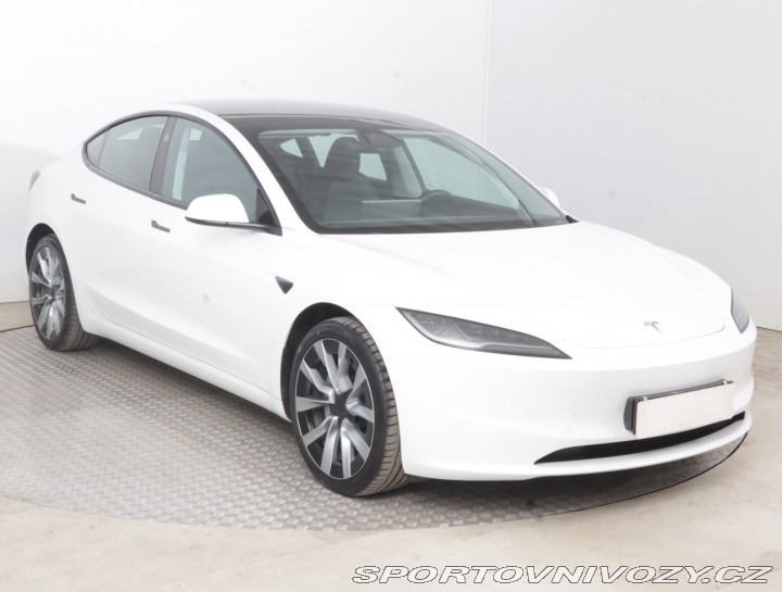 Tesla Model 3 Standard Range LFP 2023