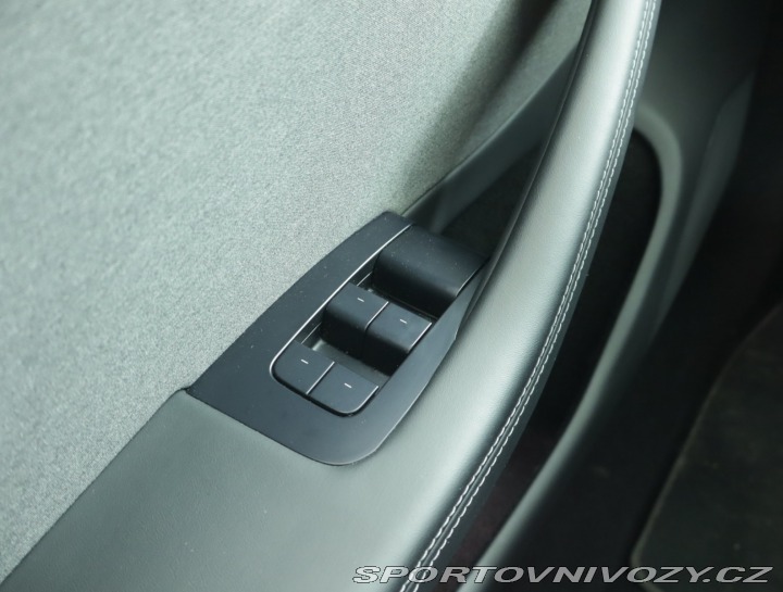 Tesla Model 3 Standard Range LFP 2023