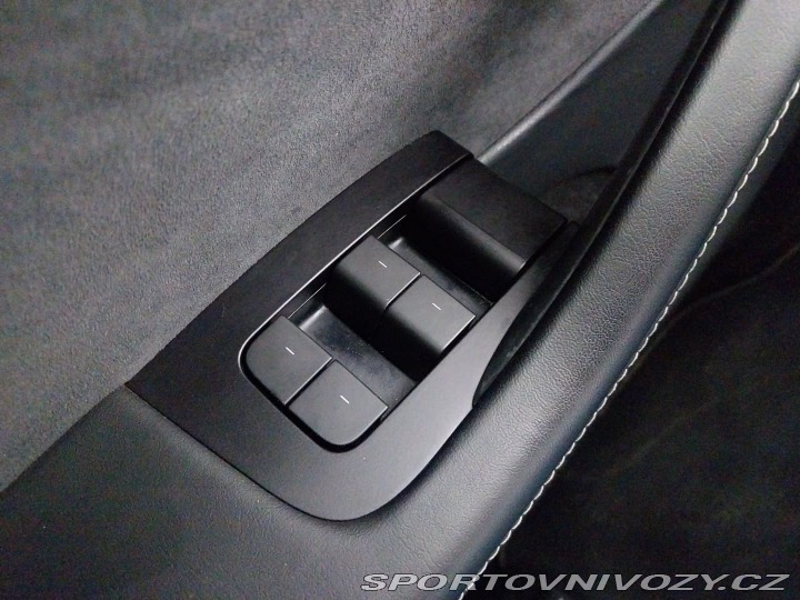 Tesla Model Y Long Range AWD 79kWh 2023