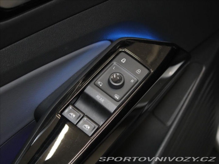Volkswagen Ostatní modely ID.4 0,0 77kWh 195kW Pro 4Moti 2023
