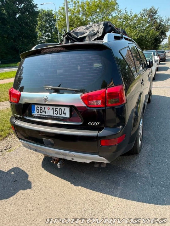 Peugeot Ostatní modely 4007 2,2 4×4 7 míst 1800