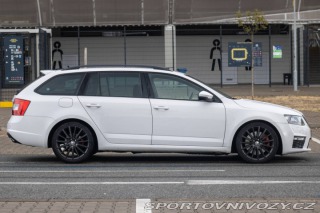 Škoda Octavia RS Combi 2.0 TDI RS, 135kW 2013