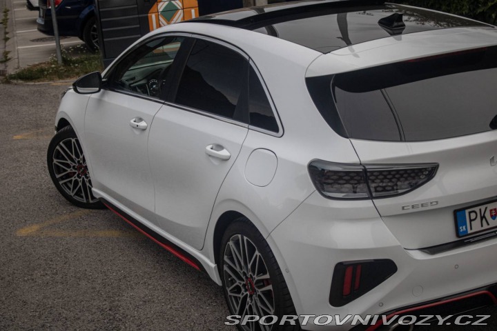 Kia Ceed GT GT 1.6 T-GDi AT/7 150kW 2023