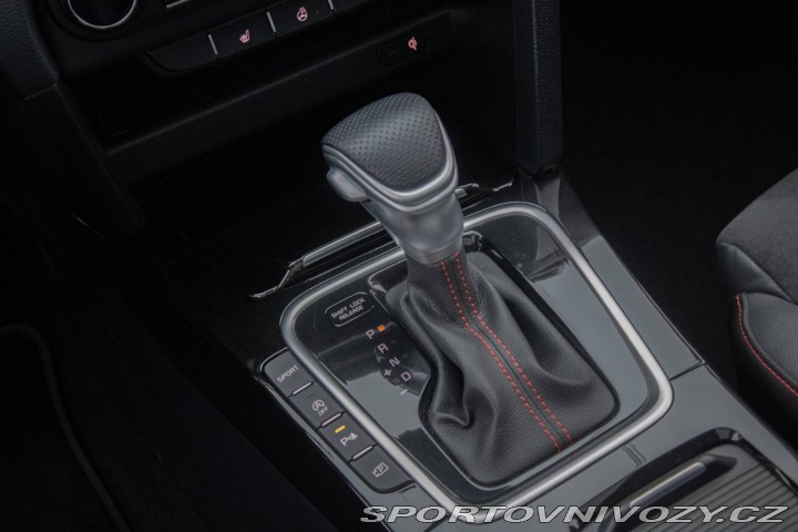 Kia Ceed GT GT 1.6 T-GDi AT/7 150kW 2023