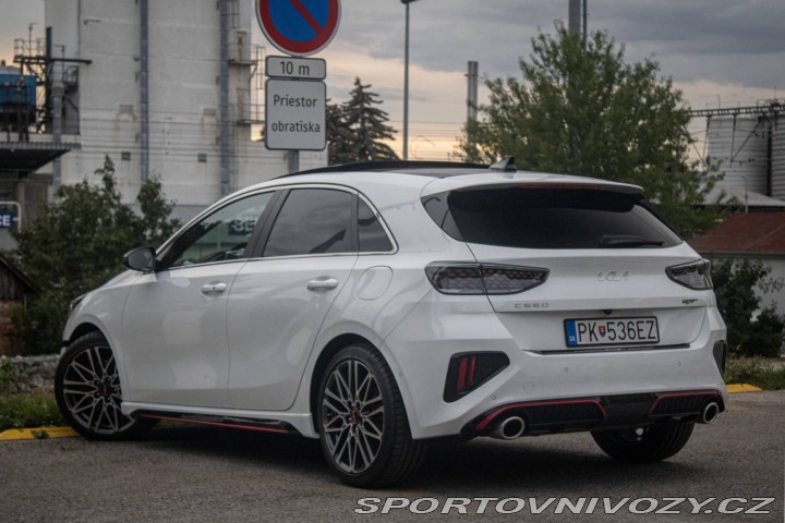 Kia Ceed GT GT 1.6 T-GDi AT/7 150kW 2023
