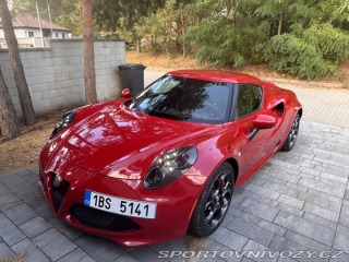Alfa Romeo 4C  2016