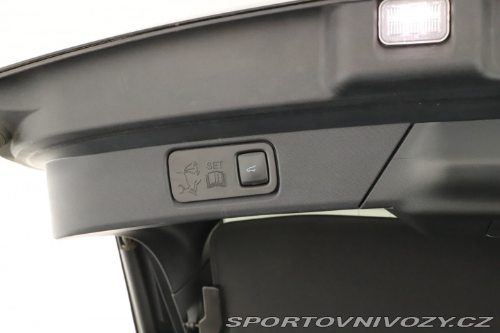 Ford Mustang Mach-E  Standard Range RW 2021