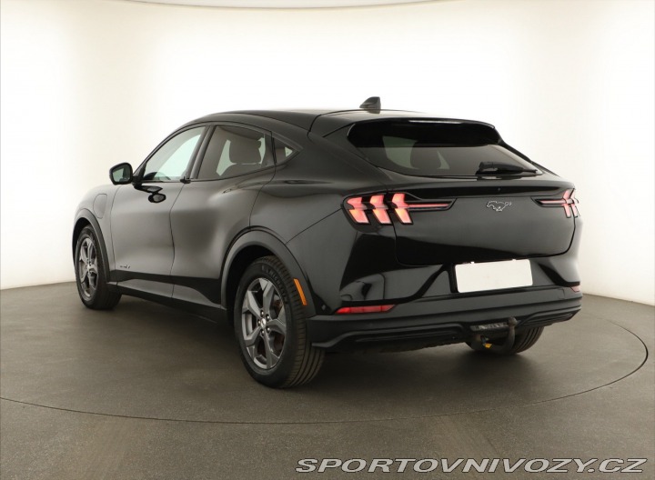 Ford Mustang Mach-E  Standard Range RW 2021