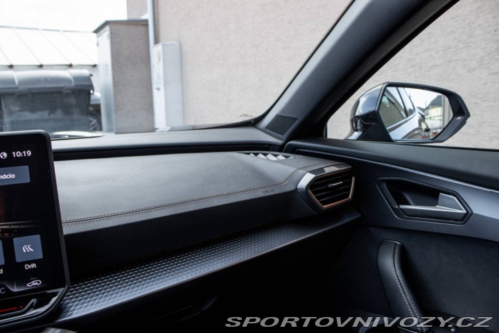 Cupra Formentor VZ 2.0 TSI 4x4 AT/7 245k 2025