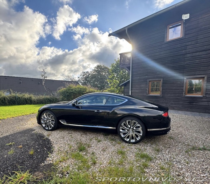 Bentley Continental GT V8 Mulliner 2022