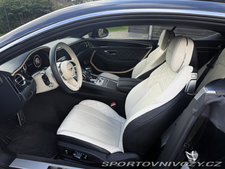 Bentley Continental GT V8 Mulliner 2022
