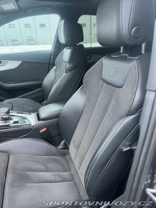 Audi A4  2020