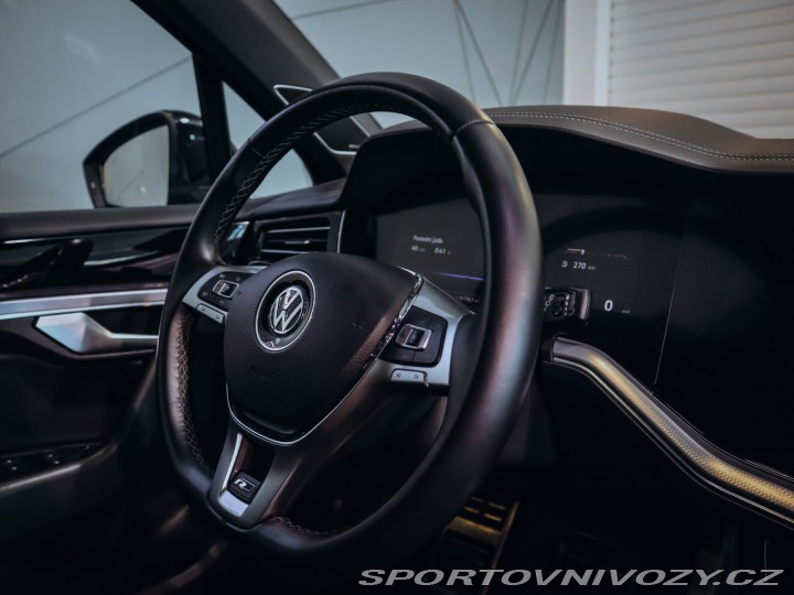 Volkswagen Ostatní modely Touareg R-Line 4Motion 3.0 TDI 21 2019
