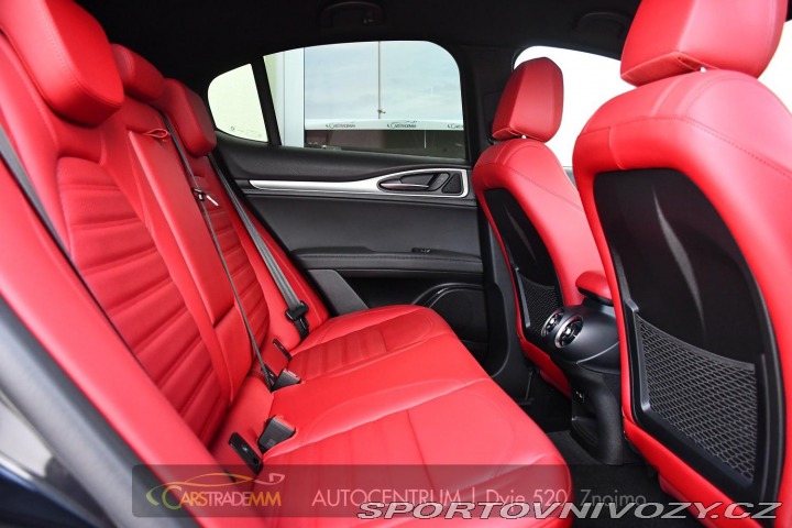 Alfa Romeo Stelvio 2.0T 16V 206kW VELOCE AT8 2024