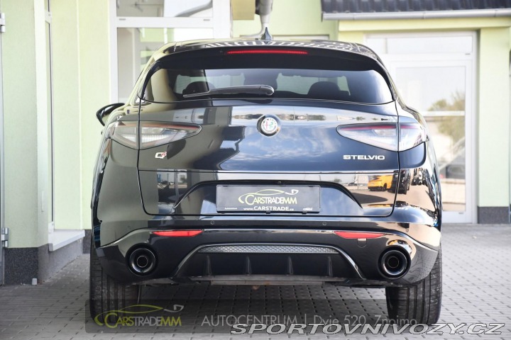 Alfa Romeo Stelvio 2.0T 16V 206kW VELOCE AT8 2024