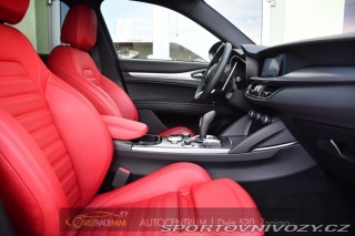 Alfa Romeo Stelvio 2.0T 16V 206kW VELOCE AT8 2024