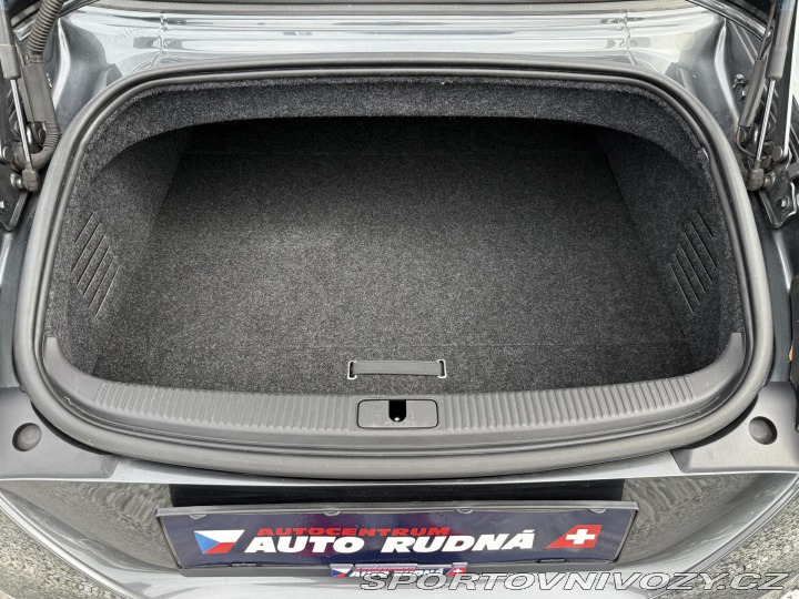 Audi TT 2,0 TFSI REZERVACE 2012