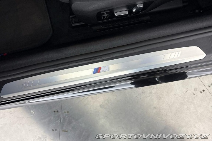 BMW 8 840d xDrive 2018