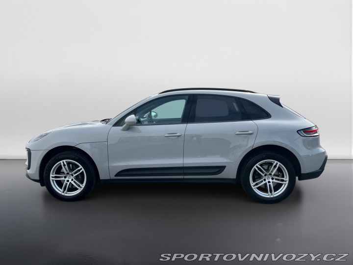 Porsche Macan  2022