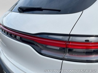 Porsche Macan  2022