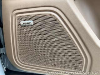 Porsche Macan  2022