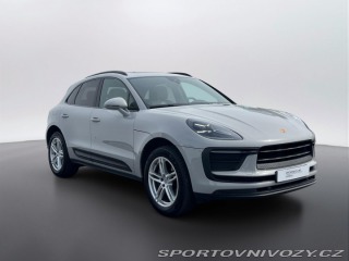 Porsche Macan  2022