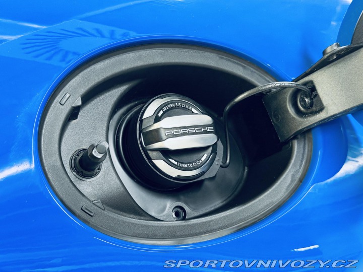 Porsche 911 SPORTDESIGN MATRIX MAX ZA 2025