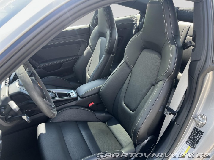 Porsche 911 Carrera T 2025