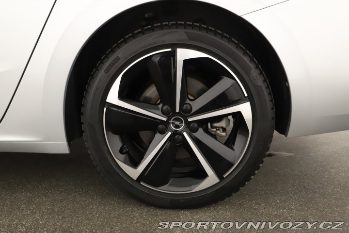 Opel Astra Plug-in-Hybrid 1.6 T 2024