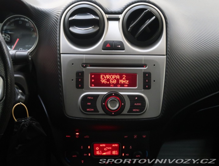 Alfa Romeo MiTo 1.4 MultiAir 2013