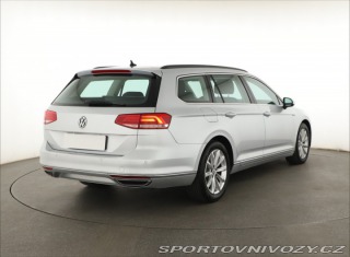 Volkswagen Ostatní modely Passat 2.0 BiTDI 2015