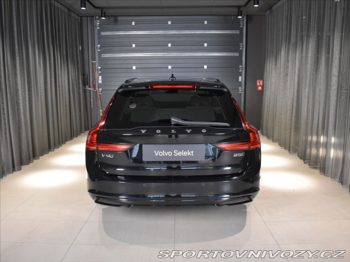 Volvo V90 2,0 B5 AWD Ultimate Pano, 2023