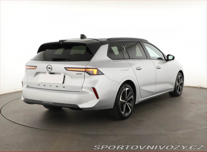 Opel Astra Plug-in-Hybrid 1.6 T 2024