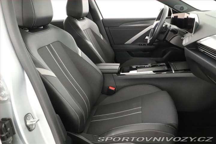 Opel Astra Plug-in-Hybrid 1.6 T 2024