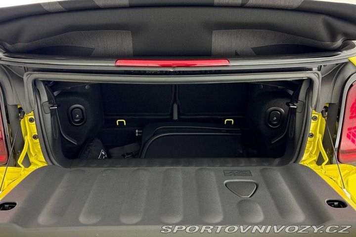 Mini Cooper Cabrio John Cooper Works 2025