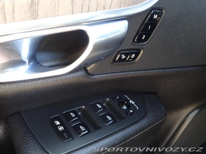 Volvo S90 AWD 173kW Inscription ČR 2022