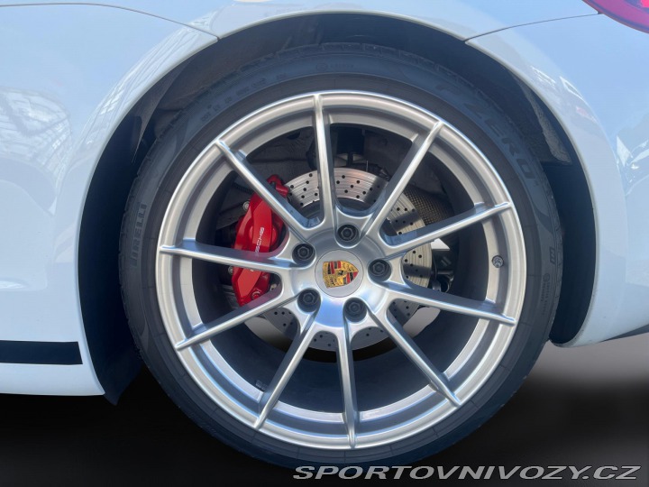 Porsche Cayman Spyder 2016