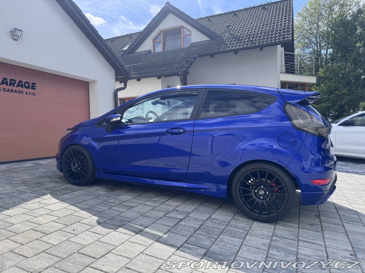 Ford Fiesta ST  2014