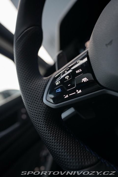 Volkswagen Golf R 2022