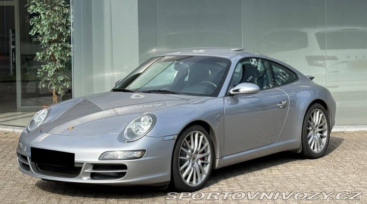Porsche 911 Carrera S 2004