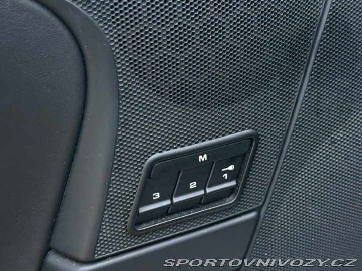 Porsche 911 Carrera S 2004
