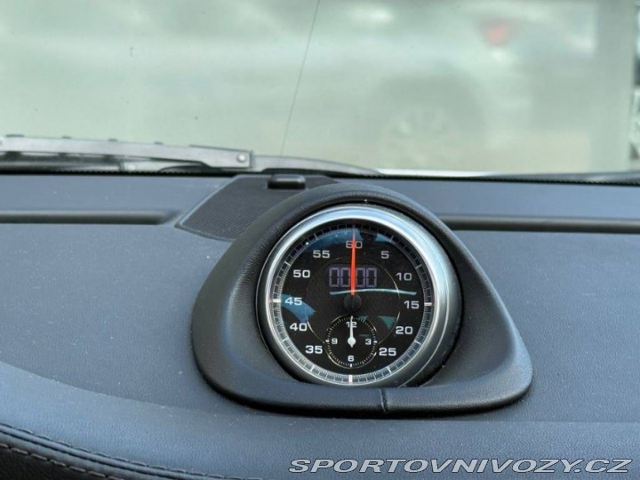 Porsche 911 Carrera S 2004
