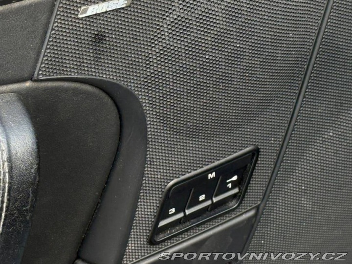 Porsche 911 Carrera S 2004
