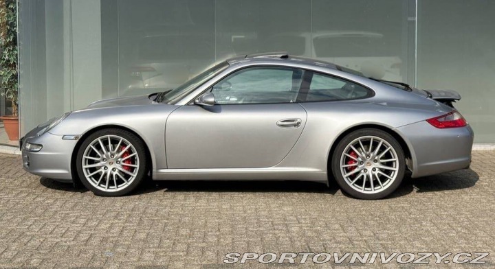 Porsche 911 Carrera S 2004